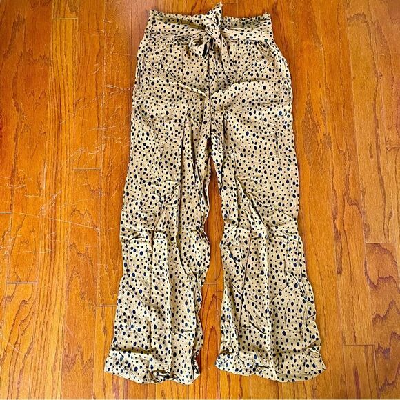 Abercrombie Animal Print Wide Leg Elastic Pants Size Small - Picture 1 of 4